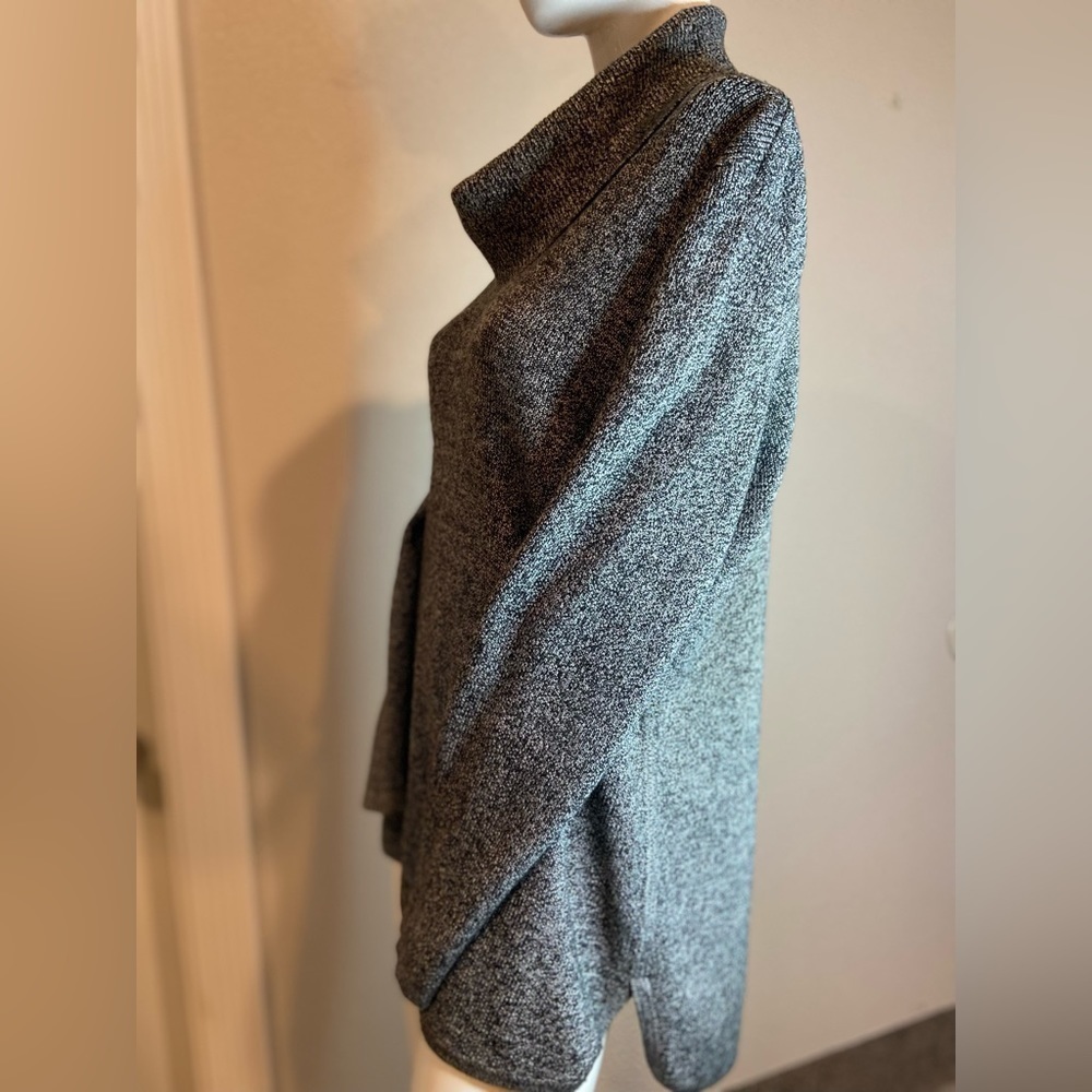 Calvin Klein~Oversized Cowl Neck Knit Pullover Sweater~Black & White~Size L - Picture 9 of 14